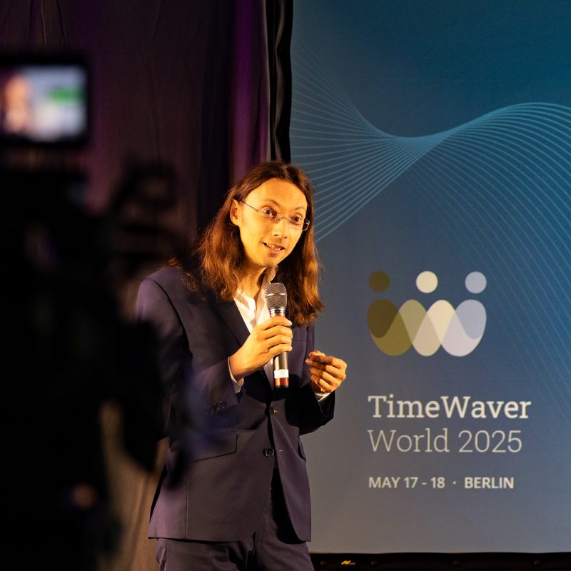TimeWaverWorld_2025-8_